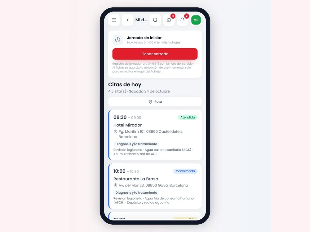 Pantalla «Mi día» de Gestión Plagas en el móvil del técnico con las visitas del día y sus clientes